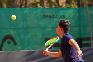 نمایی از داوری و فضای زمین مسابقه - عکس 13